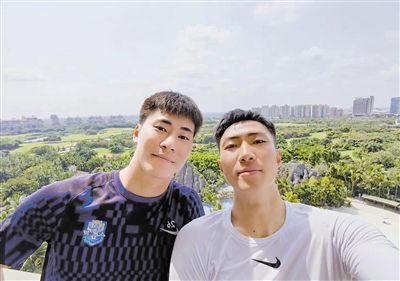 申鹤被到爽高潮痉挛网站